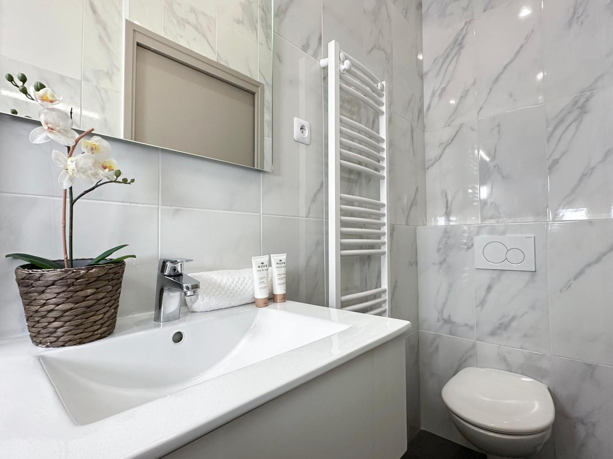 Spacious Studio In Saint-Germain-Des-Pres Lejlighed Paris Eksteriør billede