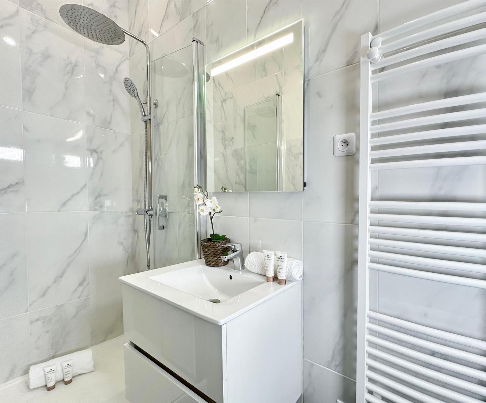 Spacious Studio In Saint-Germain-Des-Pres Lejlighed Paris Eksteriør billede